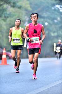 BIB: 40581, 27750
                            <button type="button" onclick="openModal(10116317)" class="btn btn-primary btn-sm float-right btn-popup" data-toggle="modal" data-target=".modal-high-quality">
                        <i class="fas fa-shopping-cart"></i> Add to Cart
                    </button>
                                            <button type="button" onclick="isThisMe(10116317, true)" class="btn btn-success btn-sm float-right btn-popup btn-isme hidden" data-toggle="tooltip" data-placement="bottom" title="นี่คือรูปของคุณใช่ไหม คลิกที่นี่เพื่อเอาเข้าอัลบั้ม">
                        <i class="fas fa-plus"></i> Add to album
                    </button>
                    <button type="button" onclick="isThisMe(10116317, false)" class="btn btn-warning btn-sm float-right btn-popup btn-isnotme hidden">
                        <i class="fas fa-ban"></i> Remove from album
                    </button>